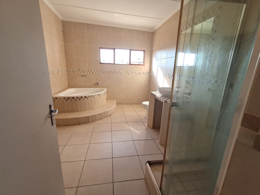 4 Bedroom Property for Sale in Fairbridge Heights Eastern Cape